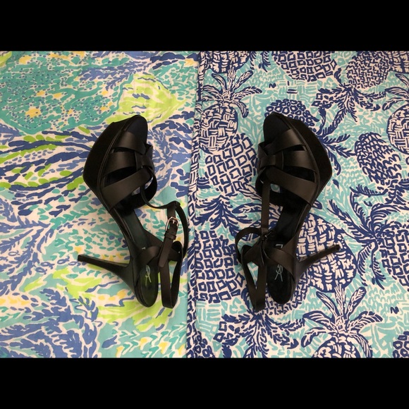 YSL Tribute Sandals - size 40 - 75mm (4”/mid heel) - Picture 5 of 9